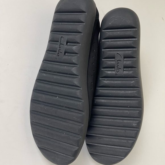 Clarks Collection Women US 7.5W Black Suede Nubuck Slip On Suede Loafers - Picture 8 of 12